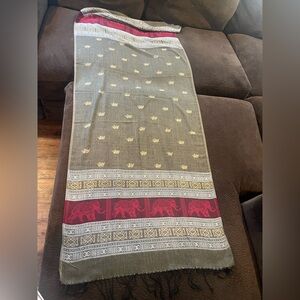 Cashmere Pashmina Shawl Wrap Scarf Burgundy Gold Fringe Elephant Parade Gift